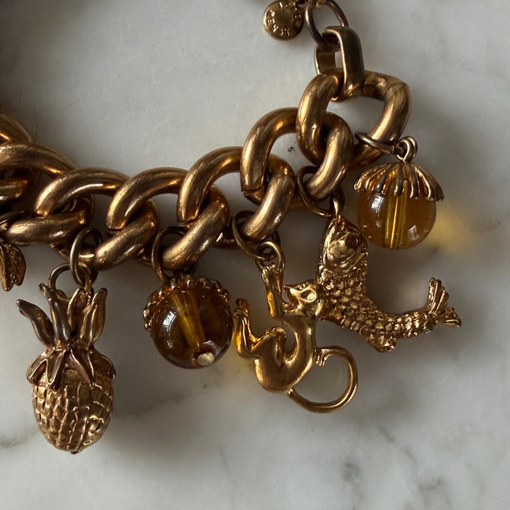 Vintage J.Crew Gold Summer Vacation Charm Bracelet Pineapples, Palm Tree, Monkey - Picture 3 of 4